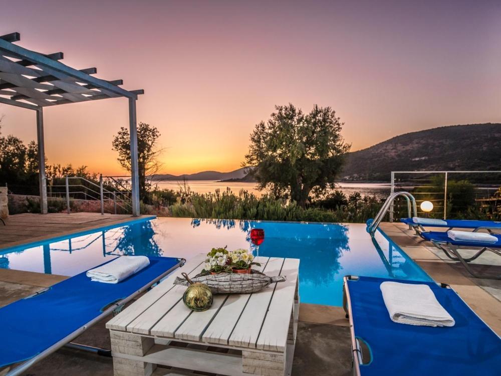 Zidanos Luxurious Sea Front Villa Marandokhórion Bagian luar foto